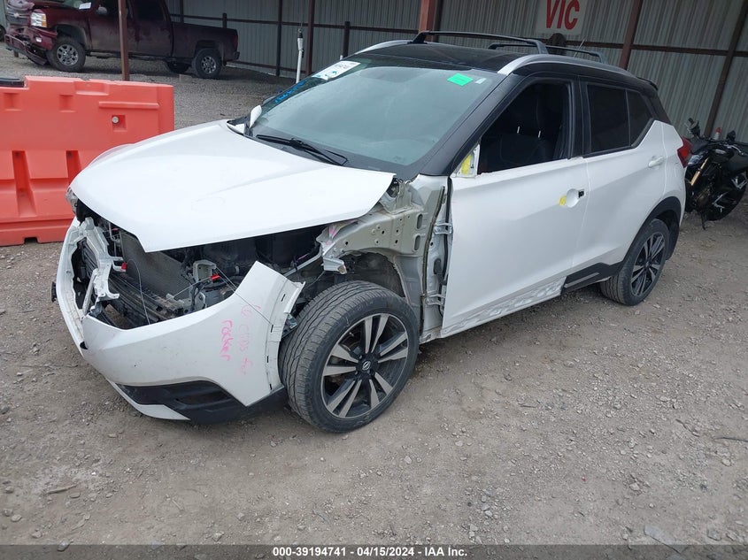 VIN 3N1CP5CU6KL477822 2019 NISSAN KICKS SR
