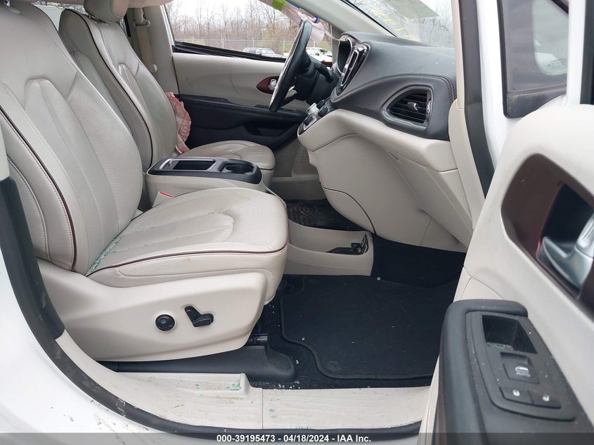 2020 CHRYSLER PACIFICA LIMITED - 2C4RC1GG2LR209077