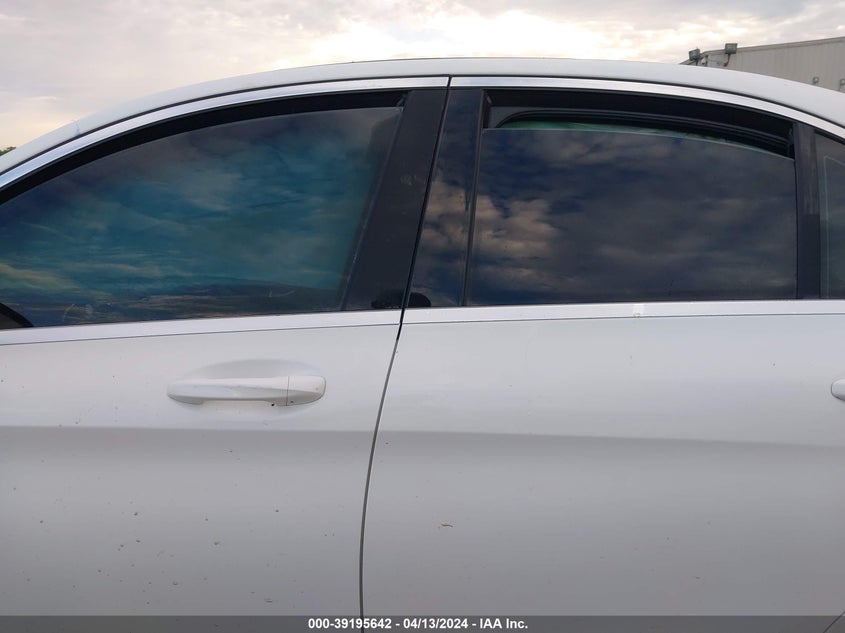 2019 MERCEDES-BENZ C 300 300 - 55SWF8DB5KU295439