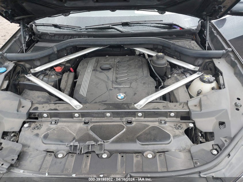 2019 BMW X5 VIN: 5UXCR6C52KLL04282