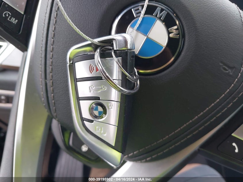 2019 BMW X5 VIN: 5UXCR6C52KLL04282