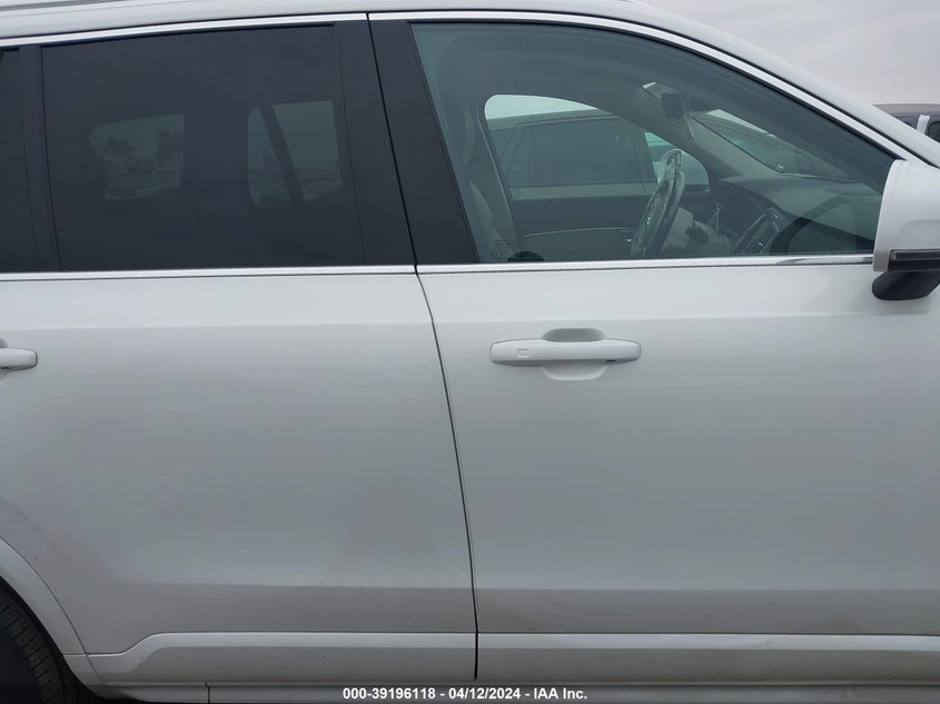 VIN YV4102CK7L1574085 2020 VOLVO XC90 T5 MOMENTUM 7 PASSENGER