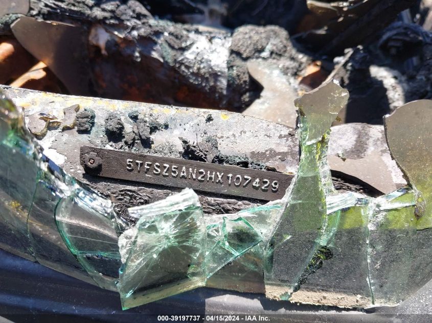 2017 TOYOTA TACOMA ACCESS CAB/SR5/TRD SPT/OR - 5TFSZ5AN2HX107429