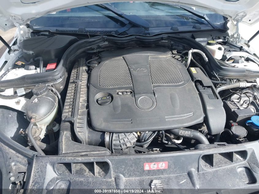 2013 Mercedes-Benz C 300 Luxury 4Matic/Sport 4Matic VIN: WDDGF8AB2DR250388 Lot: 39197858