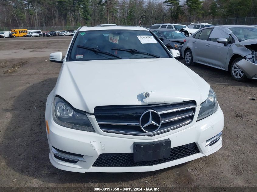 2013 Mercedes-Benz C 300 Luxury 4Matic/Sport 4Matic VIN: WDDGF8AB2DR250388 Lot: 39197858