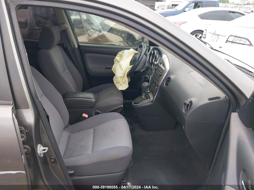 2005 Toyota Matrix Xr VIN: 2T1KR32E05C397912 Lot: 39198085