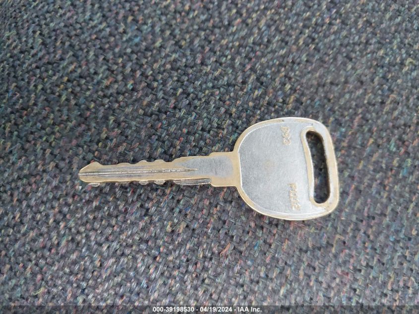 2001 Chevrolet Silverado 1500 VIN: 1GCEC14W11Z301987 Lot: 39198530