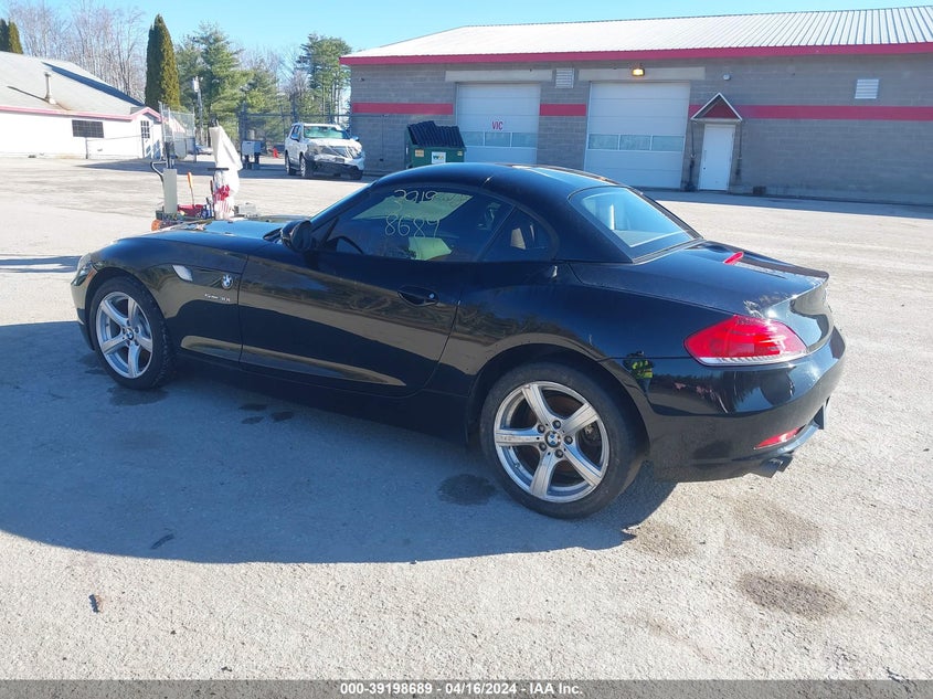 2010 BMW Z4 Sdrive30I VIN: WBALM5C51AE377072 Lot: 39198689