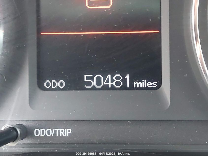 2018 TOYOTA COROLLA LE - 5YFBURHE7JP773900