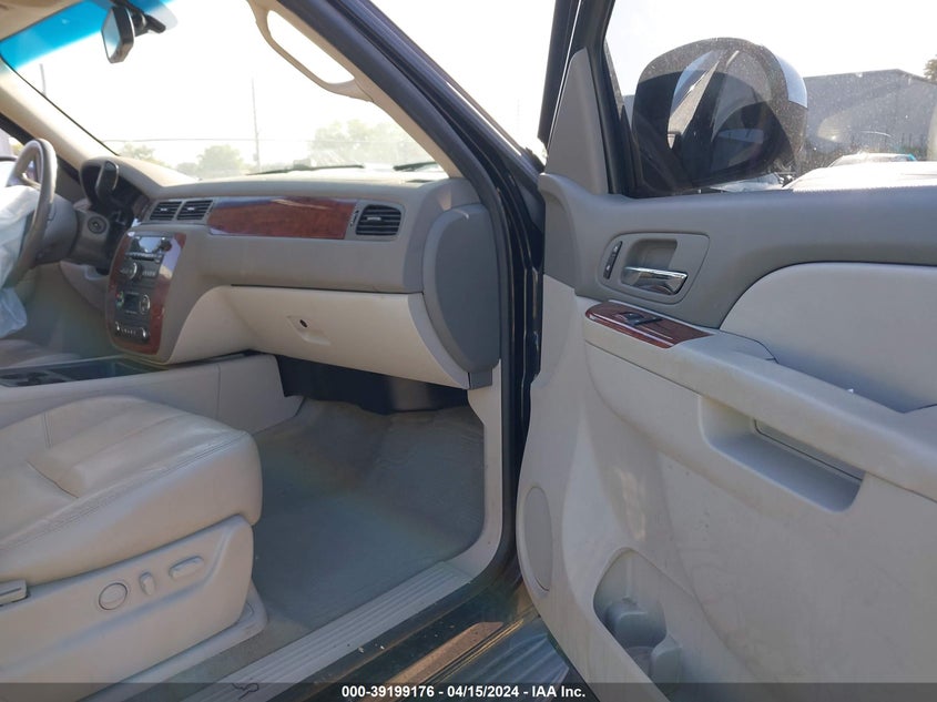 2014 CHEVROLET TAHOE K1500 LT - 1GNSKBE03ER182178