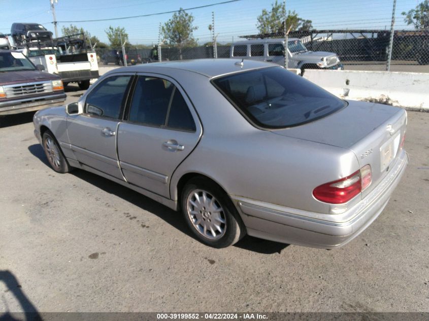 2001 Mercedes-Benz E 320 VIN: WDBJF65J41B376776 Lot: 49850094