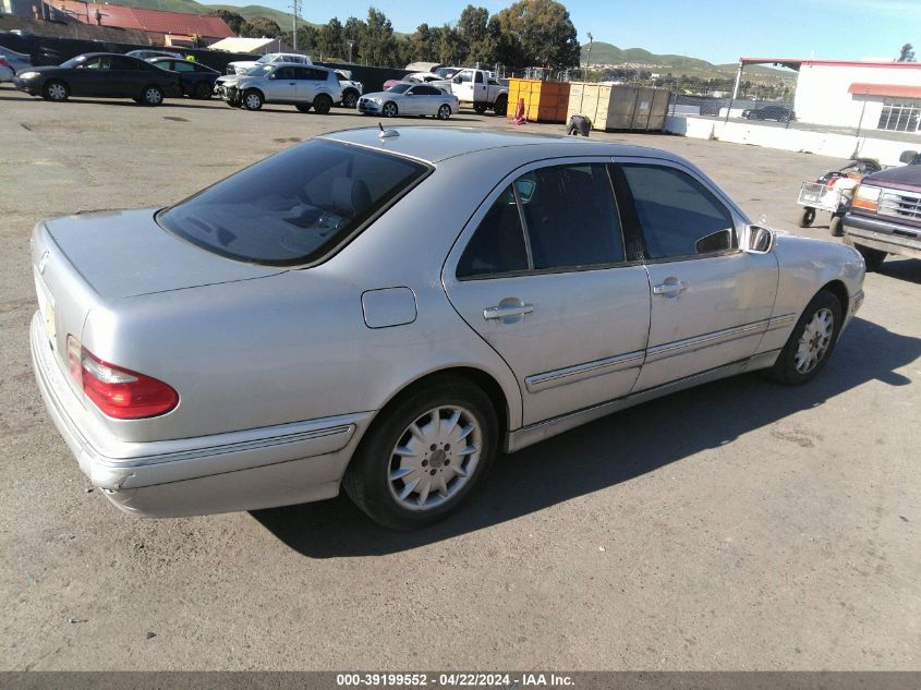 2001 Mercedes-Benz E 320 VIN: WDBJF65J41B376776 Lot: 49850094