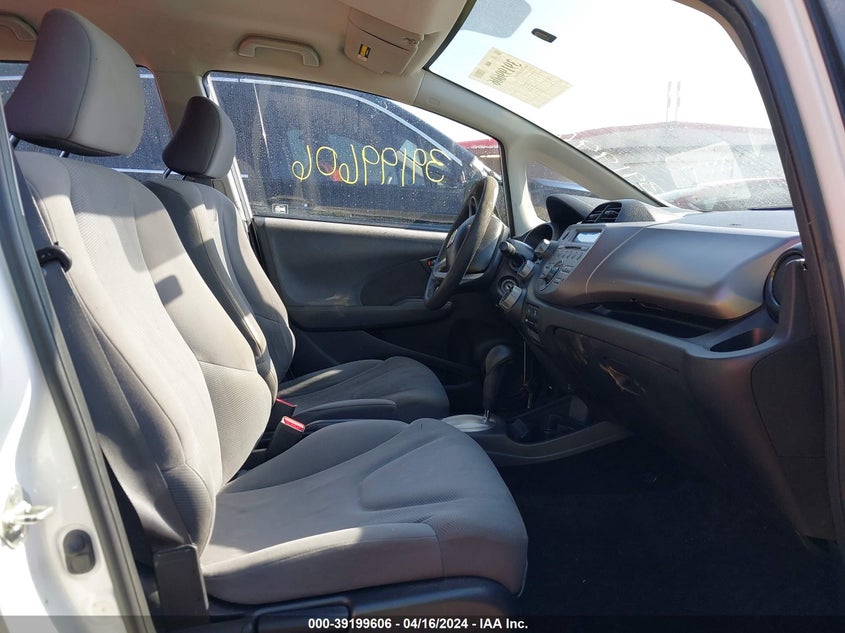 2010 HONDA FIT VIN: JHMGE8H23AC036994
