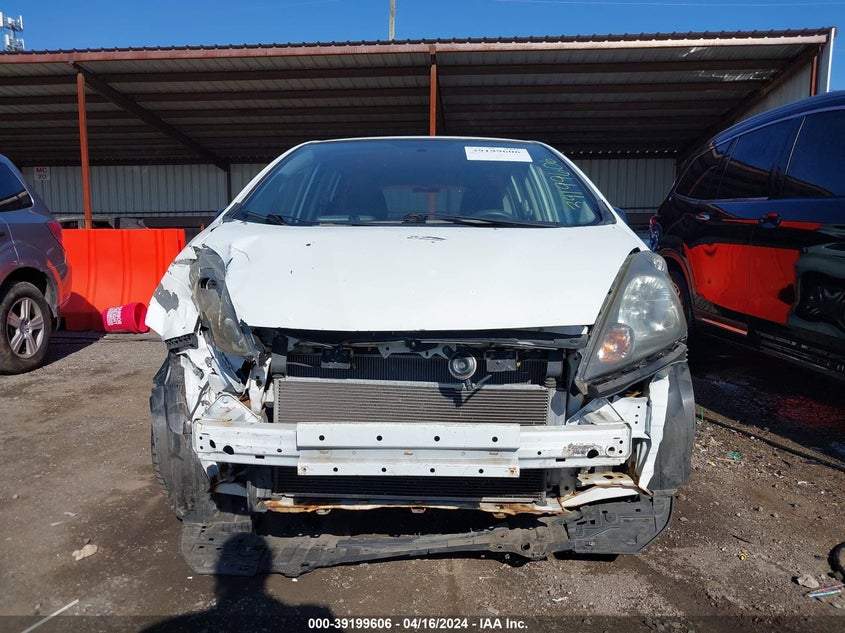 2010 HONDA FIT VIN: JHMGE8H23AC036994