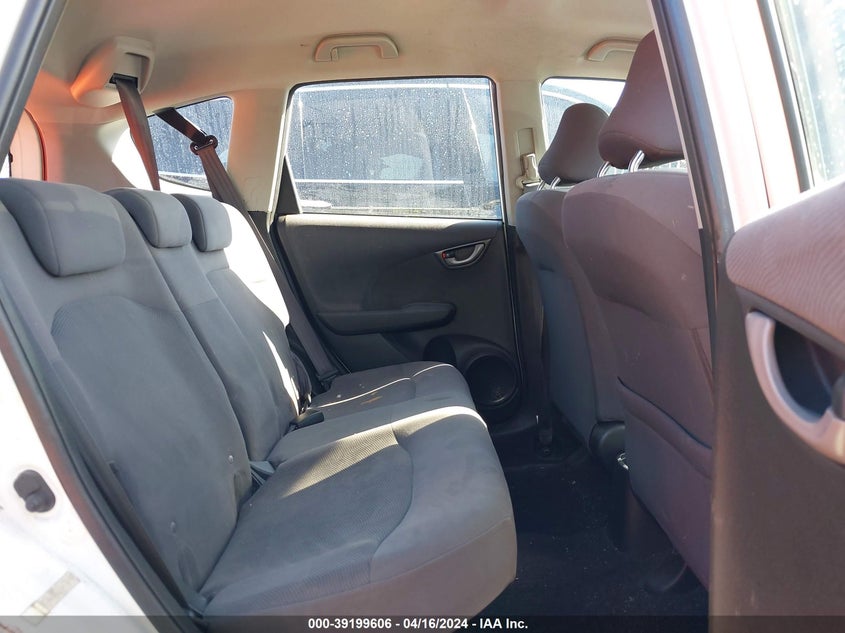2010 HONDA FIT VIN: JHMGE8H23AC036994