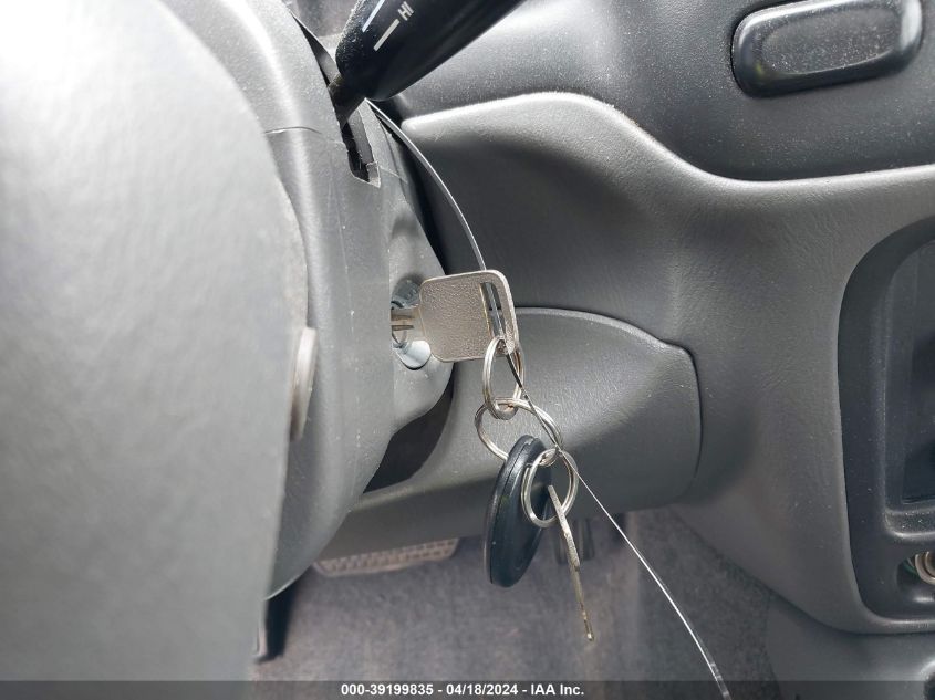 2001 Chevrolet Tracker Hard Top Lt VIN: 2CNBE634416928104 Lot: 39225350