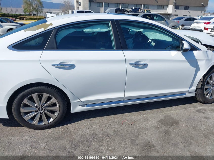VIN 5NPE34AF9HH560878 2017 HYUNDAI SONATA SPORT