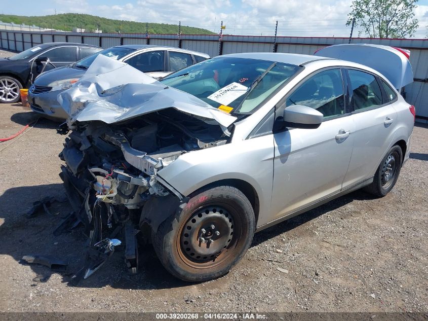 1FAHP3F24CL469867 2012 Ford Focus Se