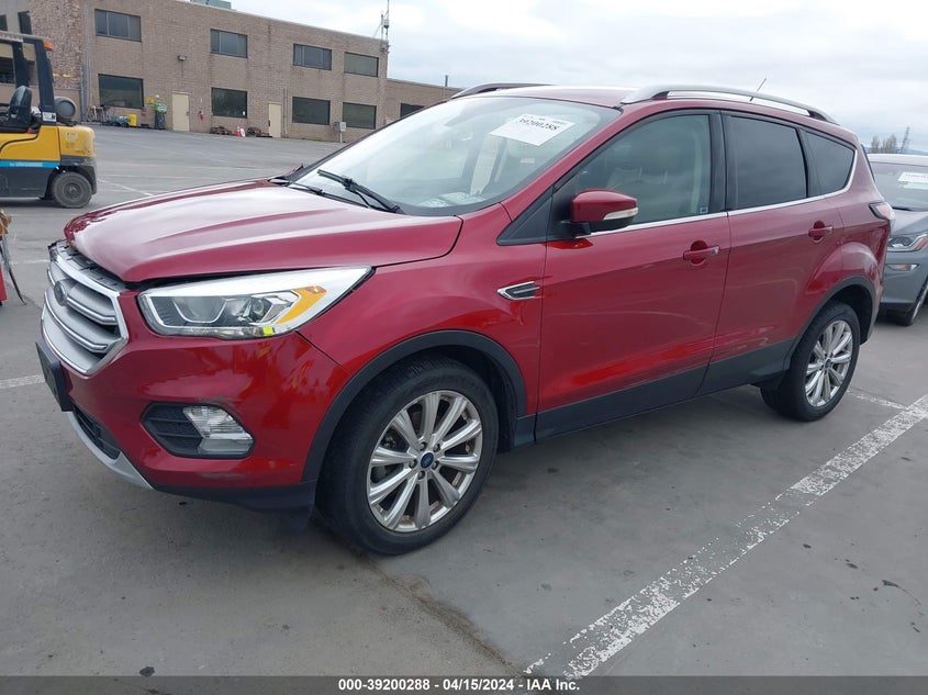 VIN 1FMCU0JD3HUD42917 2017 FORD ESCAPE TITANIUM