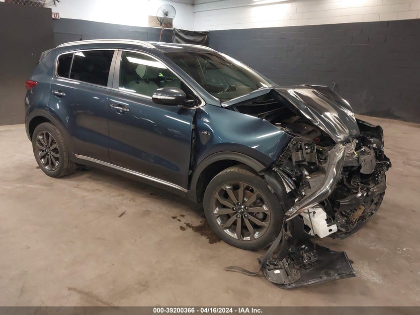 KIA SPORTAGE EX 2018