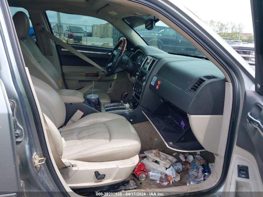 2006 Chrysler 300C VIN: 2C3KA63H16H353298 Lot: 39200935