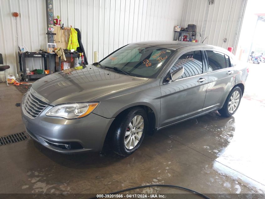 2013 Chrysler 200 Limited VIN: 1C3CCBCGXDN702252 Lot: 39236572