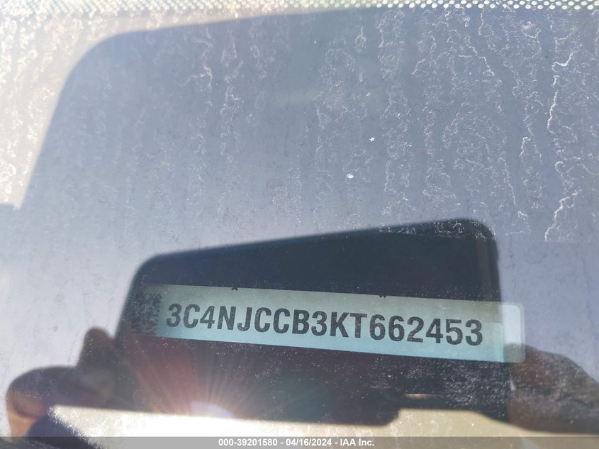 VIN 3C4NJCCB3KT662453 2019 JEEP COMPASS LIMITED FWD