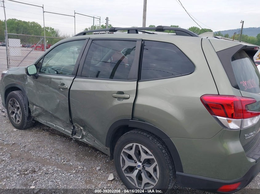 2020 SUBARU FORESTER PREMIUM - JF2SKAJC0LH580312
