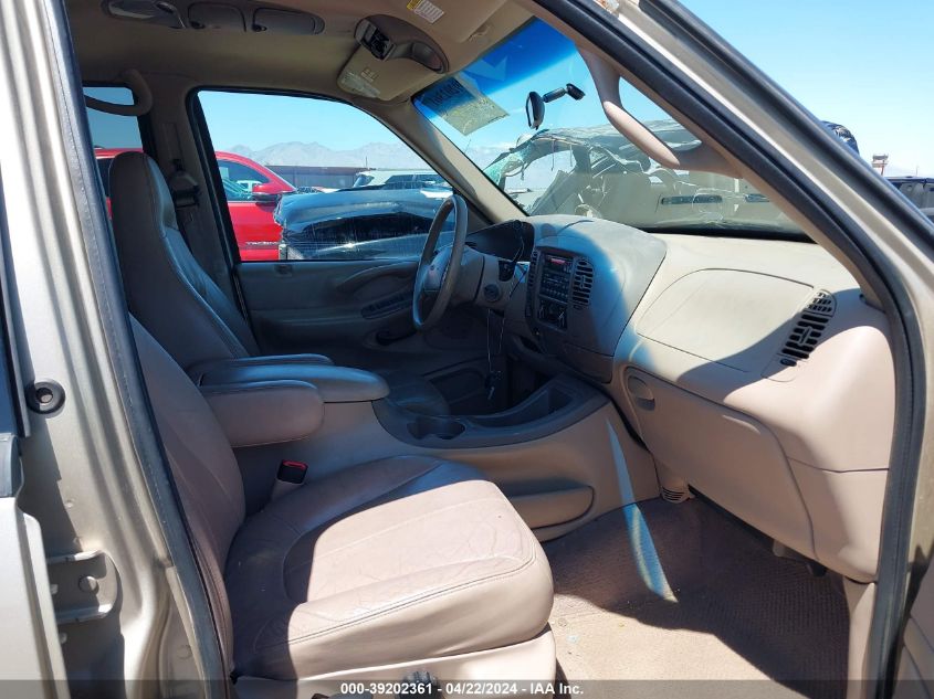 1999 Ford Expedition Eddie Bauer/Xlt VIN: 1FMPU18L7XLB75891 Lot: 50404104