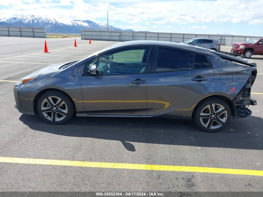 VIN JTDKAMFU5M3135731 2021 TOYOTA PRIUS XLE