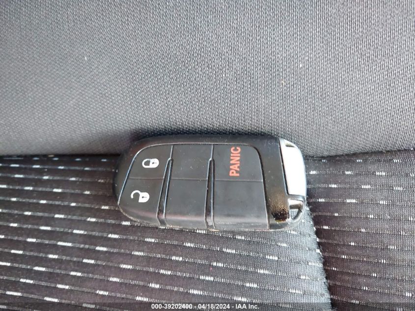 2018 Dodge Journey Se VIN: 3C4PDCAB4JT517391 Lot: 39202400