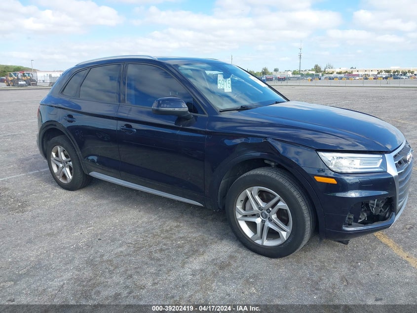 VIN WA1ANAFY8J2022899 2018 AUDI Q5 PREMIUM