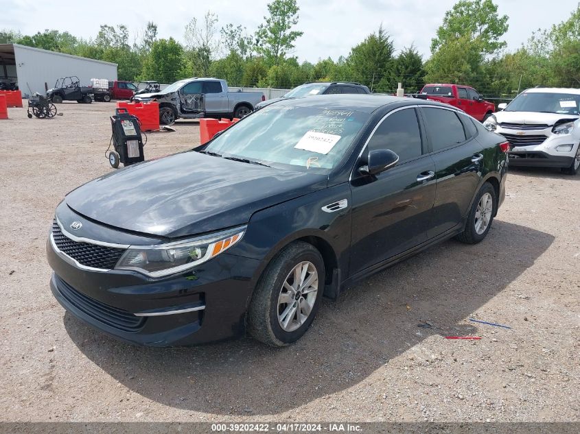 5XXGT4L39JG179724 2018 KIA OPTIMA - Image 2