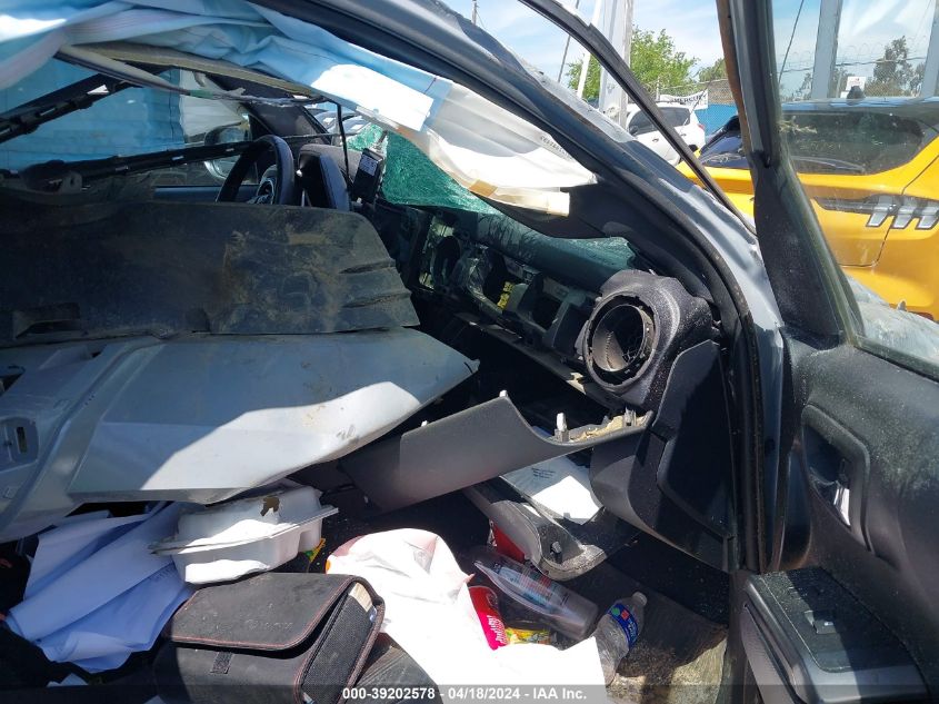 2019 TOYOTA TACOMA DOUBLE CAB/SR5/TRD SPORT/ - 3TMDZ5BN2KM079622