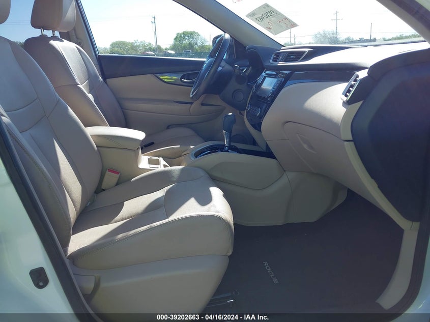 2016 NISSAN ROGUE SL - 5N1AT2MV3GC834653
