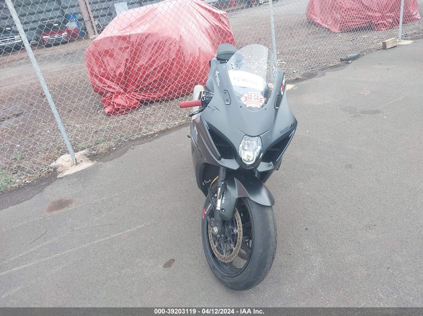 2022 SUZUKI GSX-R1000 - JS1DM11B4N7100204