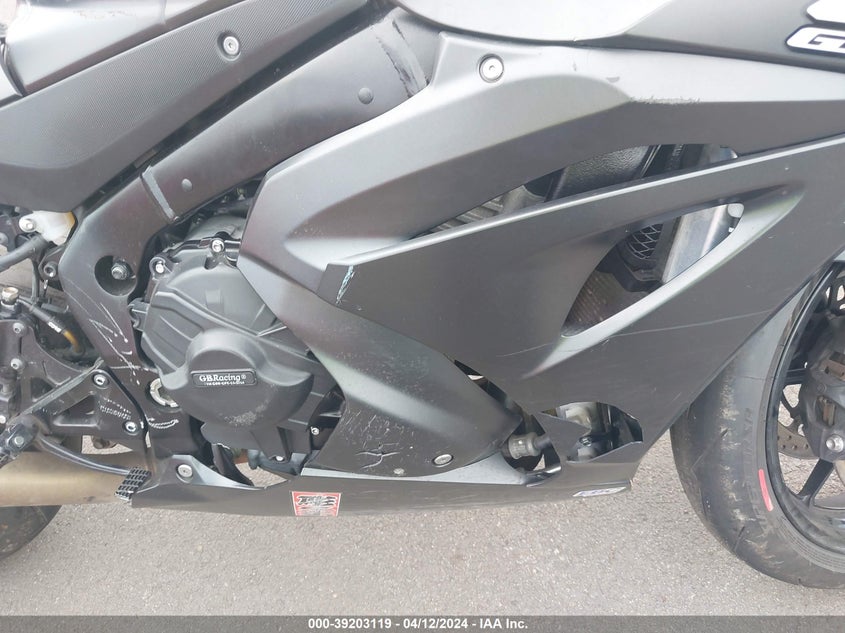 2022 SUZUKI GSX-R1000 - JS1DM11B4N7100204