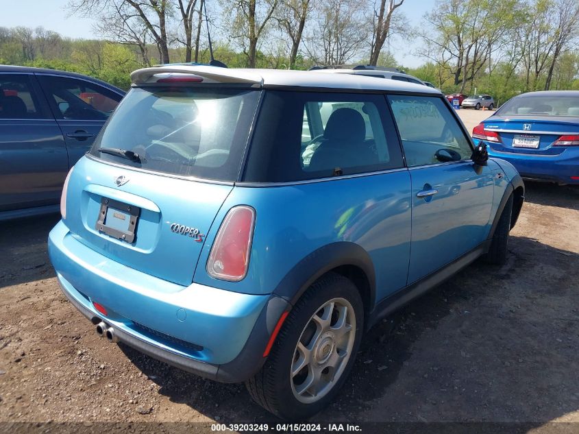 2005 Mini Cooper S VIN: WMWRE33575TL10893 Lot: 39203249