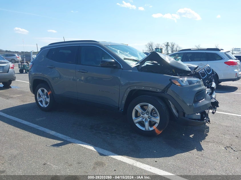 VIN 3C4NJDBNXPT539998 2023 JEEP COMPASS LATITUDE 4X4