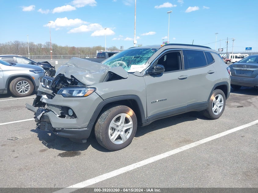 VIN 3C4NJDBNXPT539998 2023 JEEP COMPASS LATITUDE 4X4