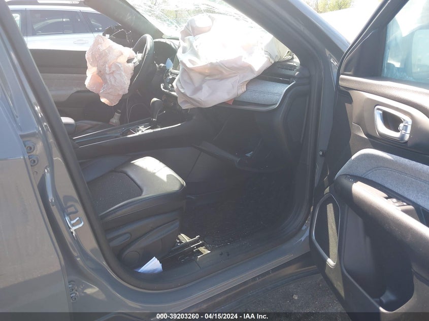 VIN 3C4NJDBNXPT539998 2023 JEEP COMPASS LATITUDE 4X4
