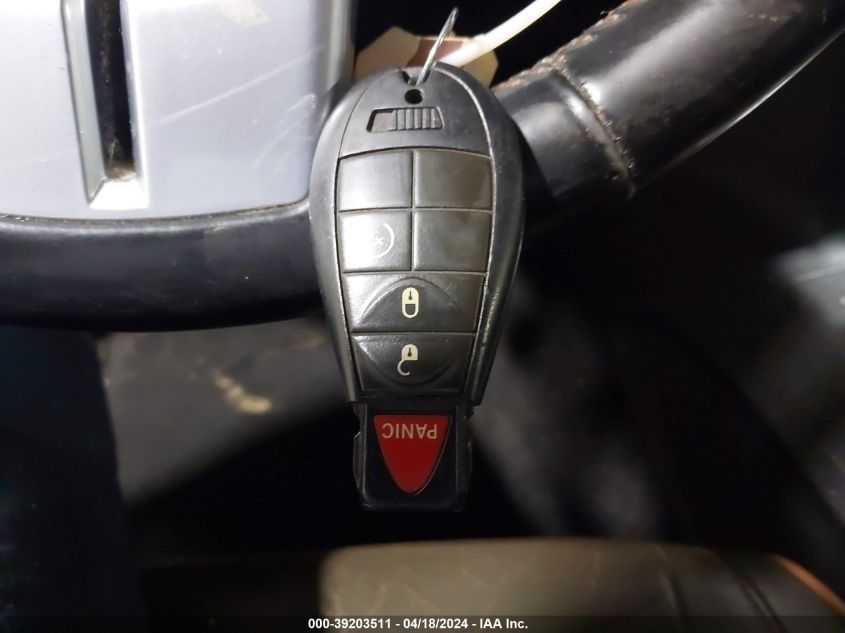 2011 Jeep Grand Cherokee Laredo VIN: 1J4RR4GG0BC675012 Lot: 39203511