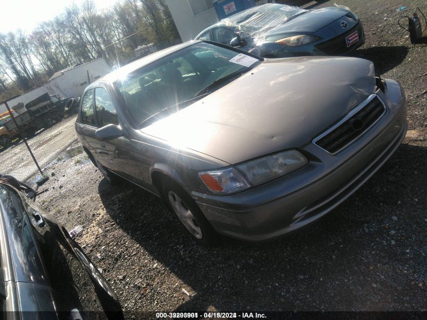 2001 Toyota Camry Ce VIN: 4T1BG22K51U049392 Lot: 39203901