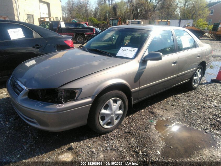 2001 Toyota Camry Ce VIN: 4T1BG22K51U049392 Lot: 39203901