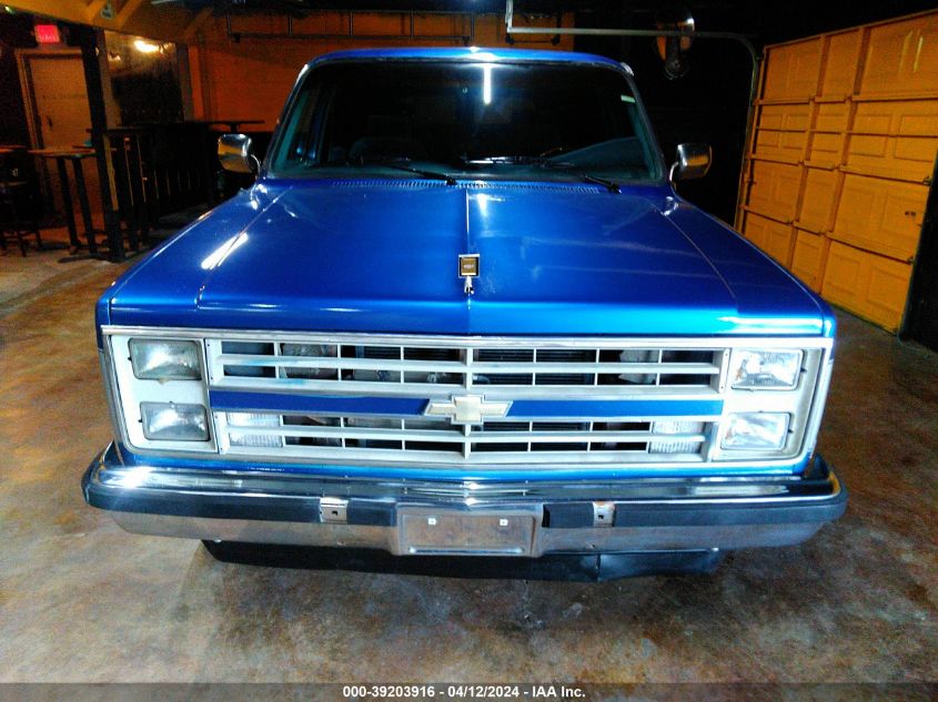 1988 Chevrolet Suburban R1 VIN: 1GCER16K5JF112446 Lot: 39203916