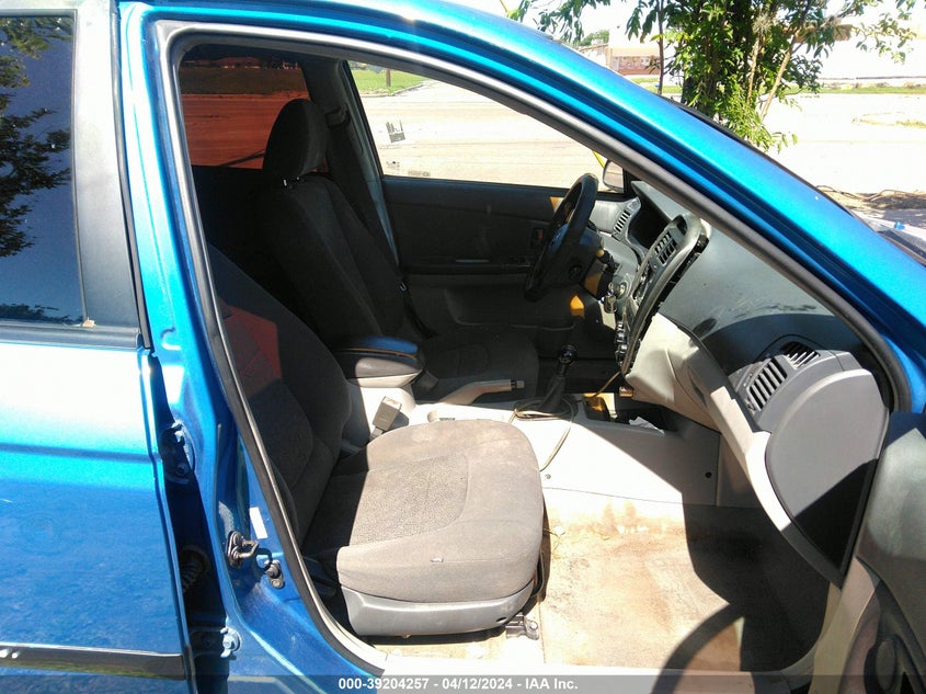 2006 Kia Spectra Ex/Lx/Sx VIN: KNAFE121865321641 Lot: 39204257