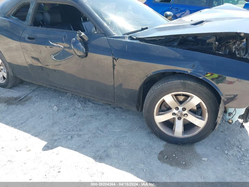 2B3LJ44V09H610224 2009 Dodge Challenger Se