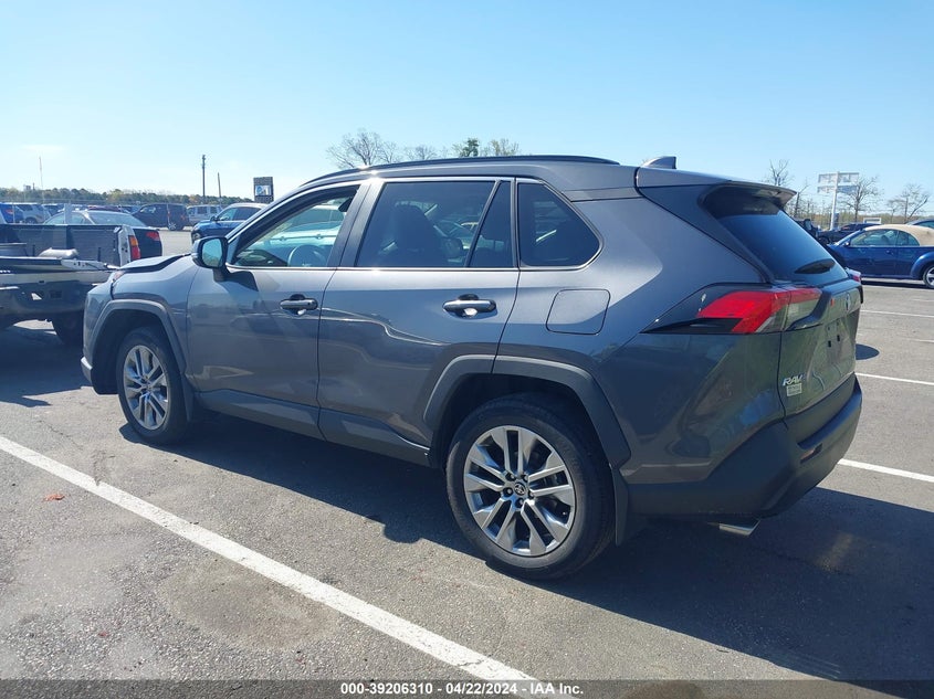 2022 TOYOTA RAV4 XLE PREMIUM - 2T3A1RFV3NW306721