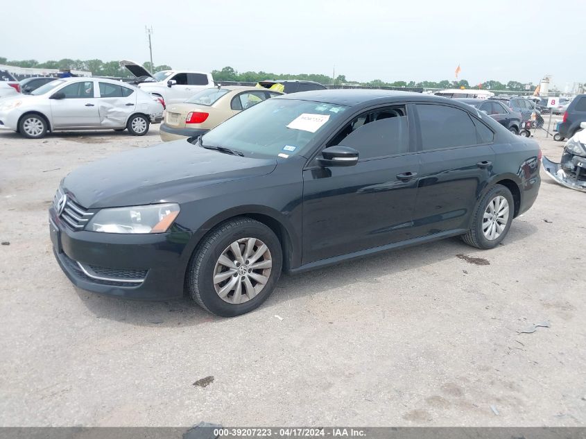 2015 Volkswagen Passat 1.8T S VIN: 1VWAT7A31FC082855 Lot: 39207223