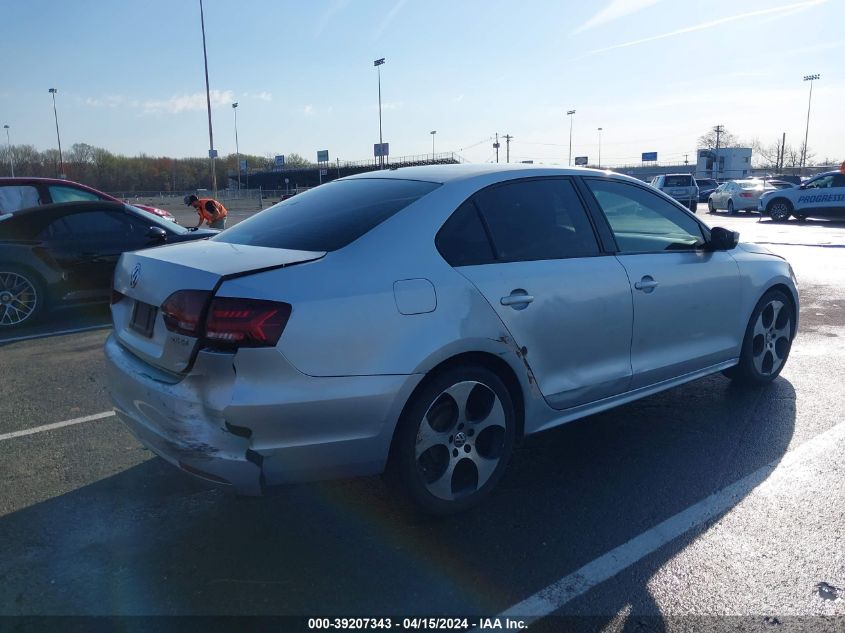 3VWDX7AJ2BM322858 | 2011 VOLKSWAGEN JETTA